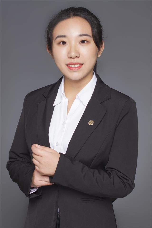 杜静逸